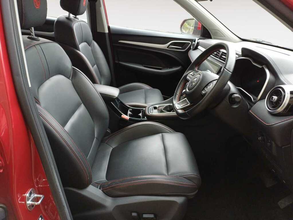 MG ZS 1.0 T-gdi Exclusive Suv Red #4
