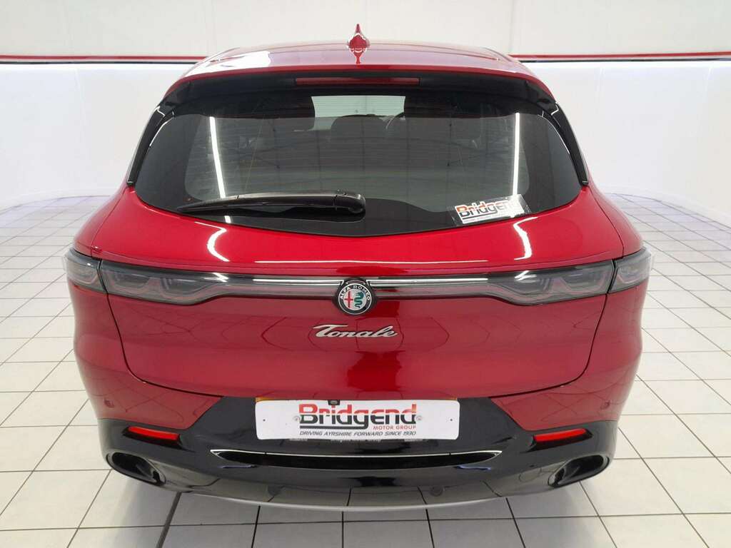 Alfa Romeo Tonale 1.5 Vgt Mhev Ti Suv Red #5