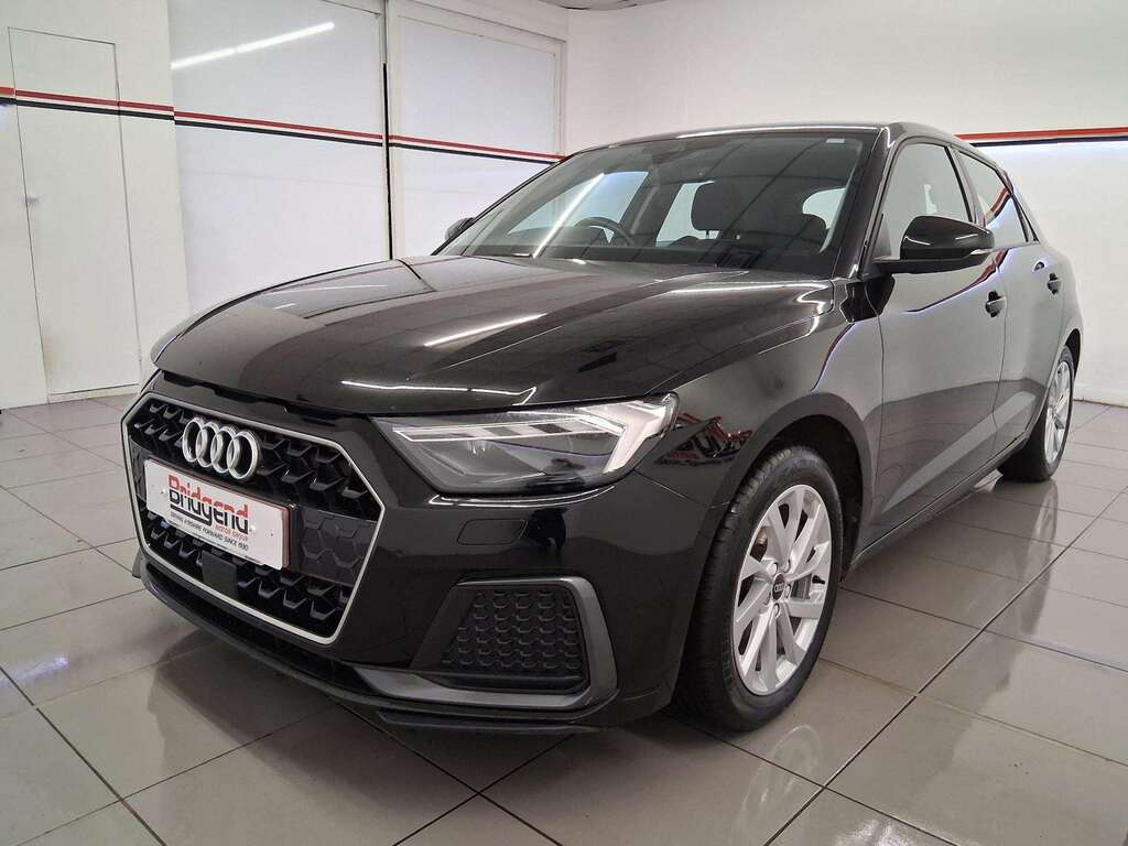 Audi A1 1.0 Tfsi 25 Sport Sportback NX72UEE Black #3