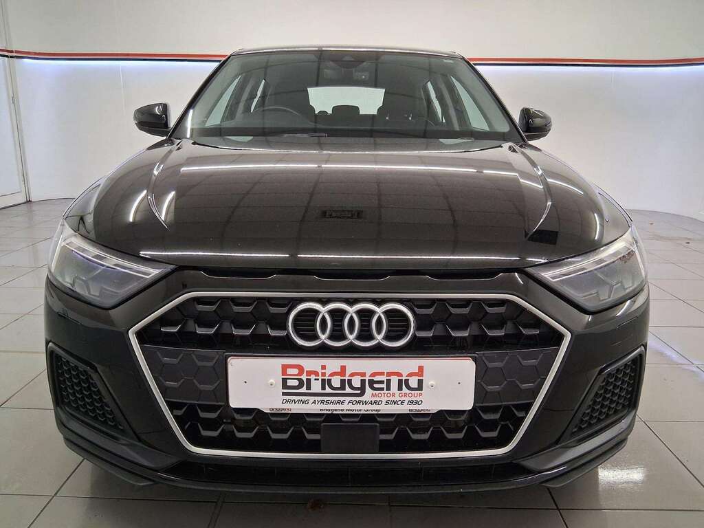 Audi A1 1.0 Tfsi 25 Sport Sportback Black