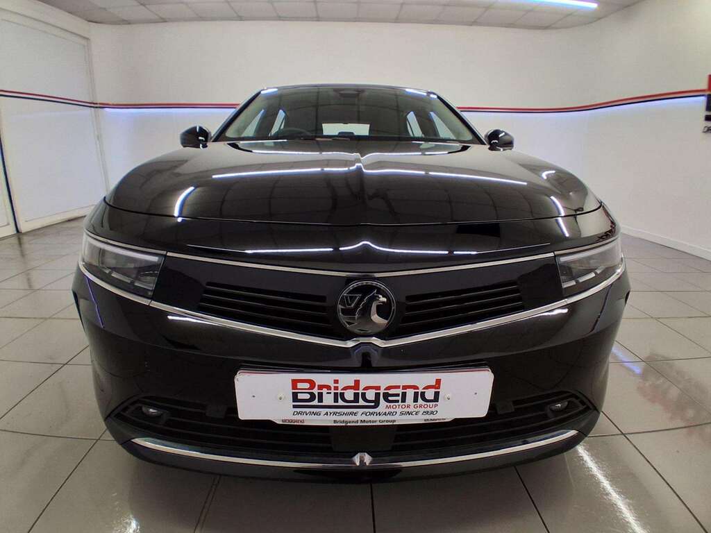 Vauxhall Astra 1.2 Turbo Design Hatchback Black