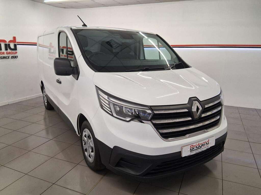 Renault Trafic 2.0 Dci Blue Sl30 Advance Panel Van Man HV73VBJ White #2