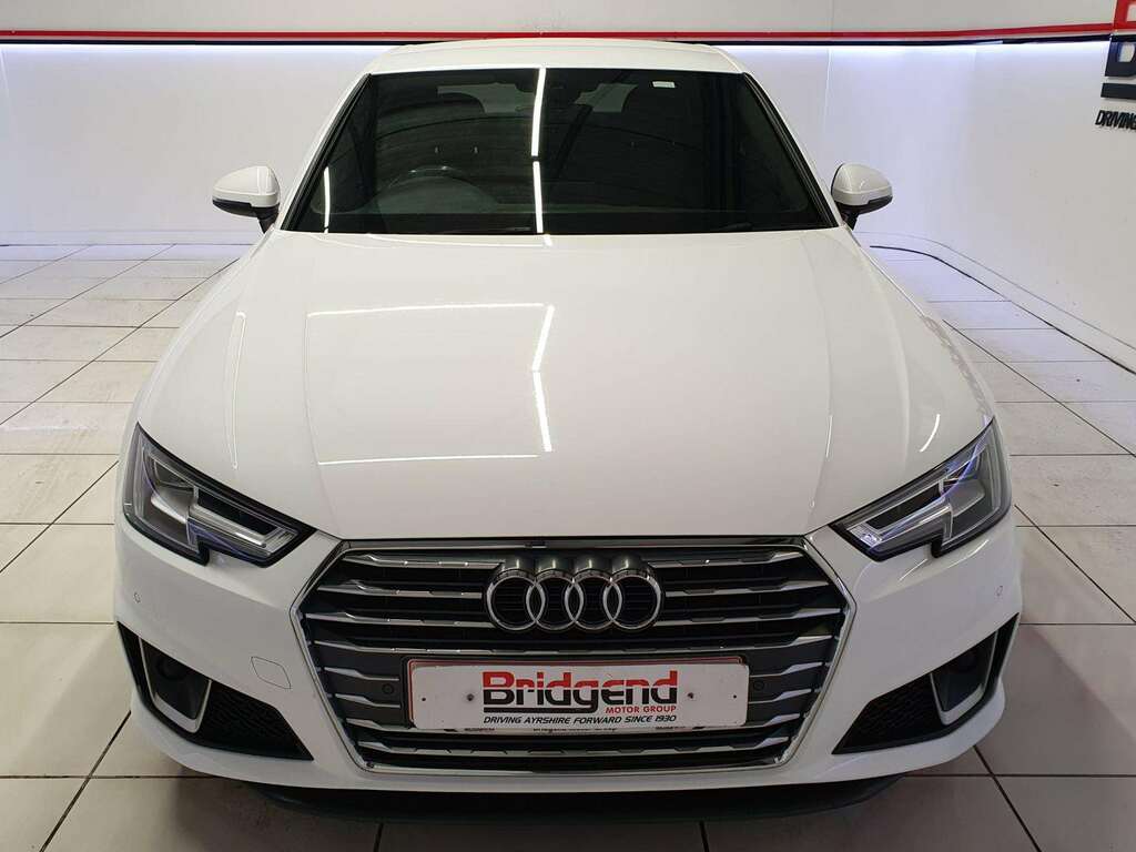 Audi A4 2.0 Tfsi 35 S Line Saloon White