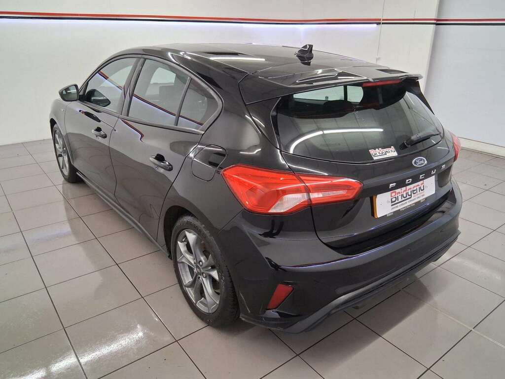 Ford Focus 1.0T Ecoboost St-line Hatchback DY70KNB Black #4