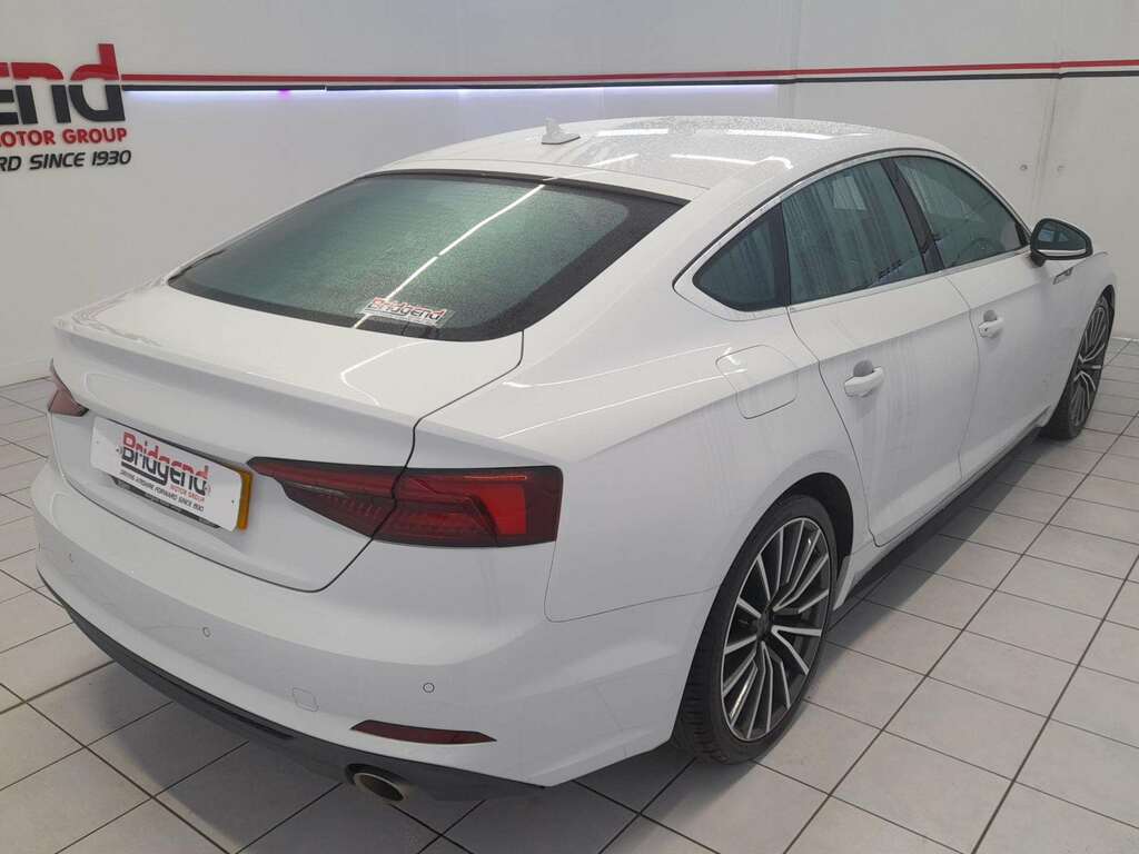 Audi A5 2.0 Tfsi 40 S Line Sportback KM69FFW White #6