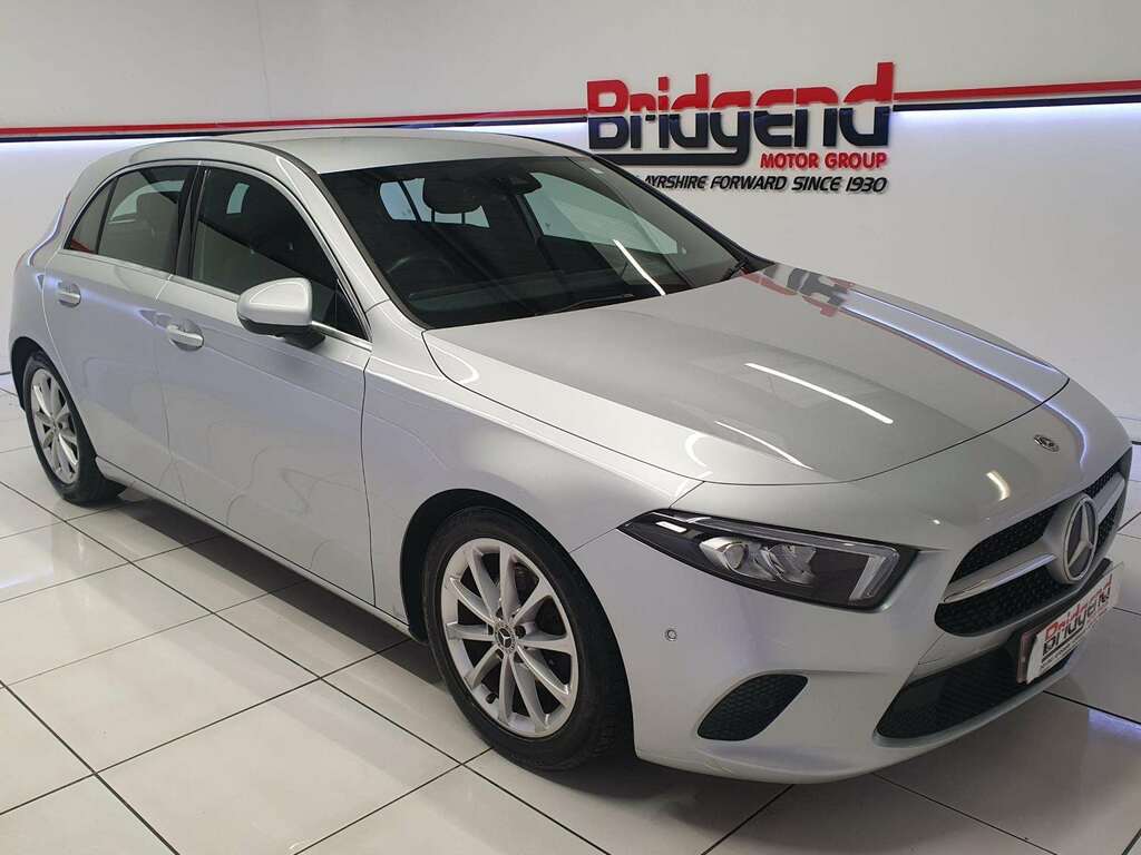 Mercedes-Benz A Class 1.3 A180 Sport Executive Hatchback Silver #2