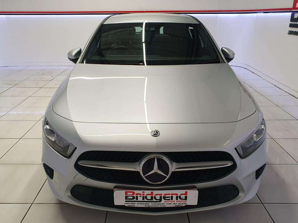 Mercedes-Benz A Class 1.3 A180 Sport Executive Hatchback Silver