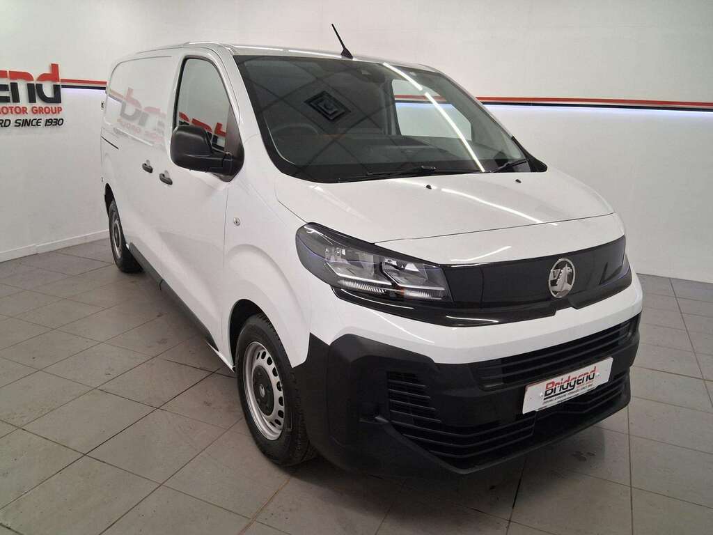 Vauxhall Vivaro 1.5 Turbo D Prime Panel Van 6Dr Swb DL74HGP White #2