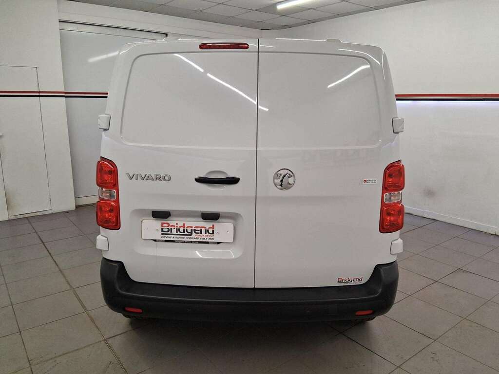 Vauxhall Vivaro 1.5 Turbo D Prime Panel Van 6Dr Swb DL74HGP White #5
