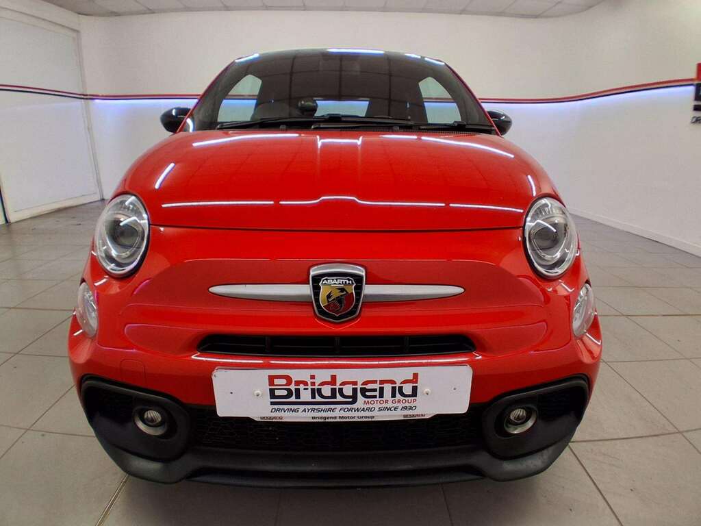Abarth 595 1.4 T-jet F595 Pista Hatchback Red