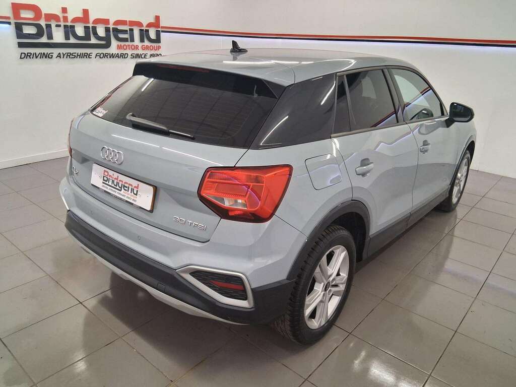 Audi Q2 1.0 Tfsi 30 Sport Suv RV72YMG Grey #6