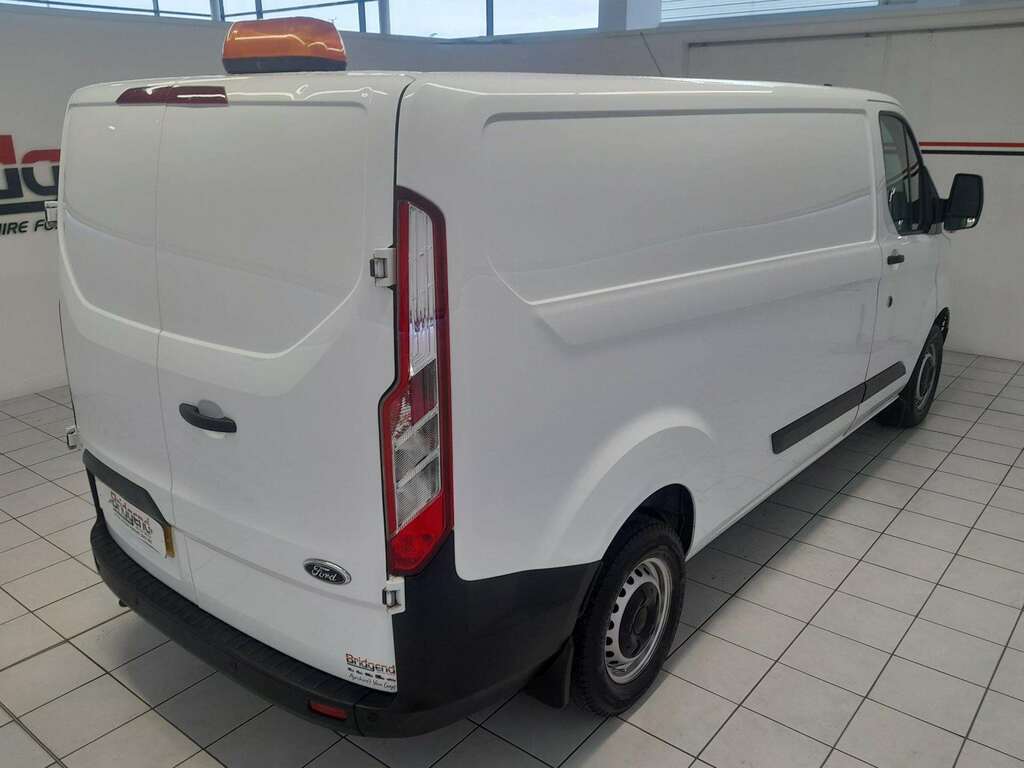 Ford Transit Custom 2.0 300 Ecoblue Leader Panel Van LJ23GRL White #4