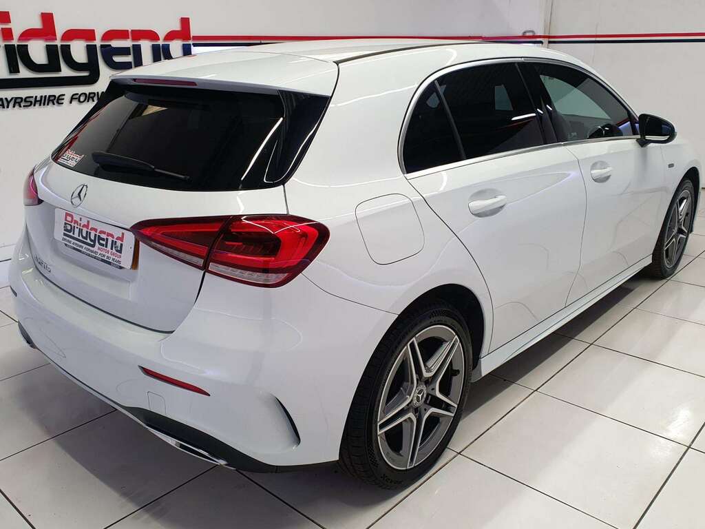 Mercedes-Benz A Class 1.3 A250e 15.6Kwh Amg Line Hatchback Pl GU70OSV White #6