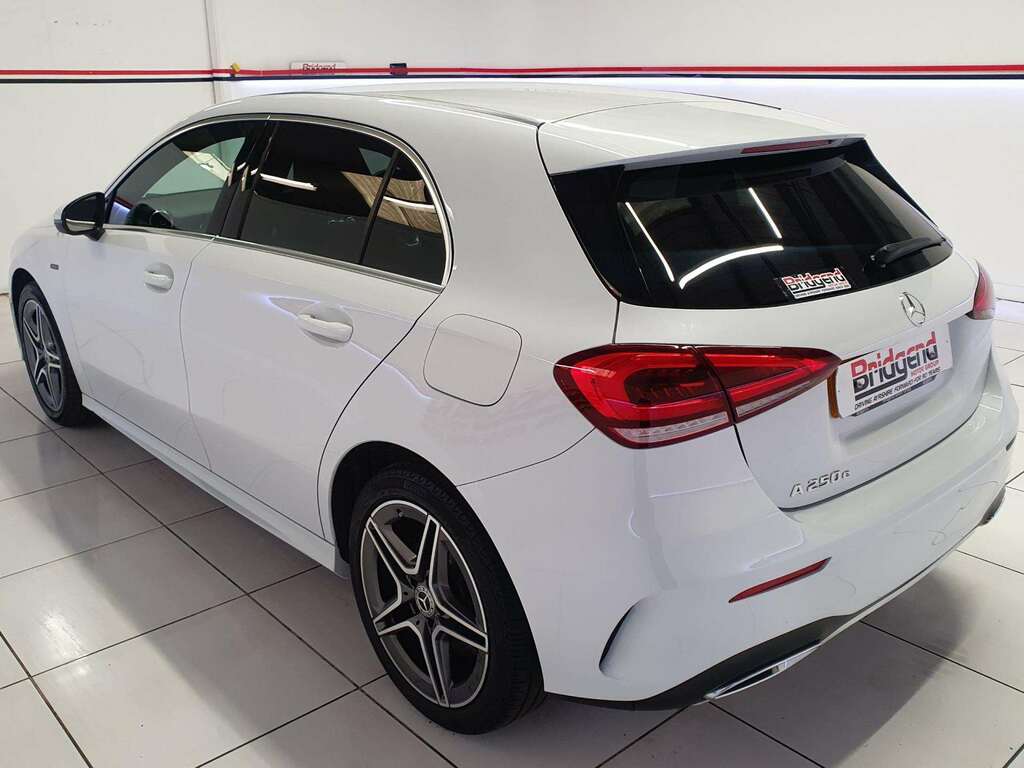 Mercedes-Benz A Class 1.3 A250e 15.6Kwh Amg Line Hatchback Pl GU70OSV White #4