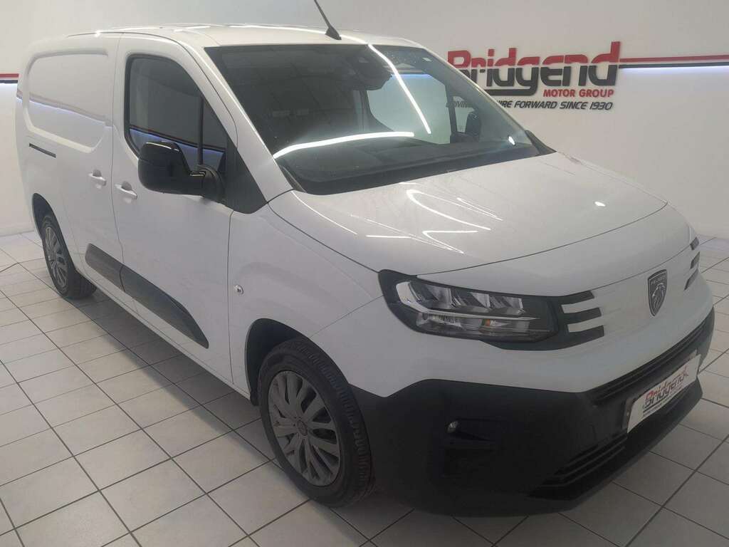 Peugeot Partner 1.5 Bluehdi 950 Asphalt Long Panel Van 6Dr KO24VDA White #2