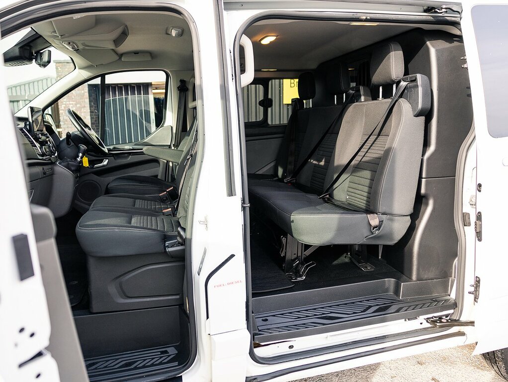 Ford Transit Custom 300 2.0 Ecoblue 130 Bhp L1 Swb Limited Doublecab E MM73DFF White