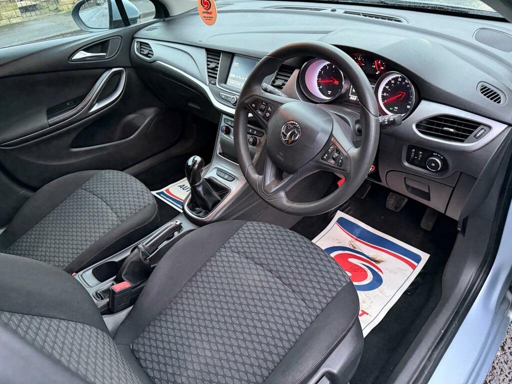 Vauxhall Astra Design T DL66PMV Silver #5