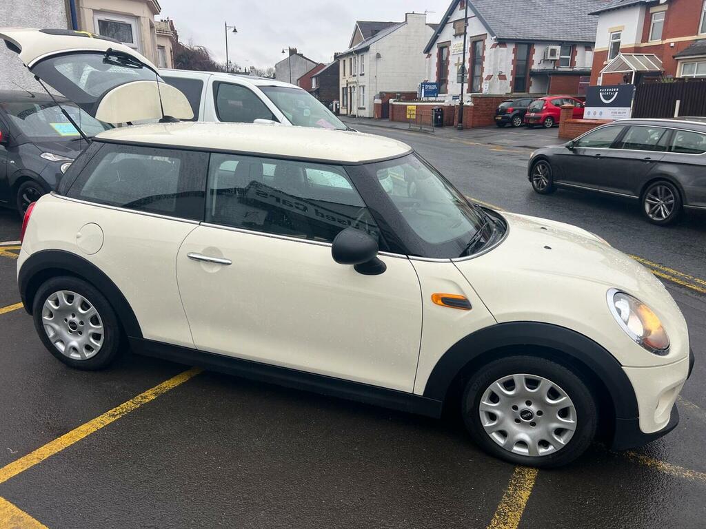 Mini Hatch Hatchback 1.2 One Euro 6 Ss 201717 GF17VOD White #6