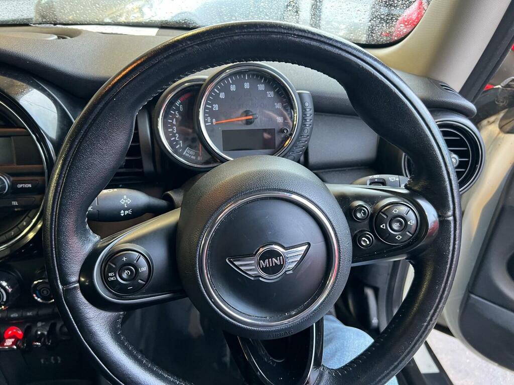 Mini Hatch Hatchback 1.2 One Euro 6 Ss 201717 GF17VOD White #3