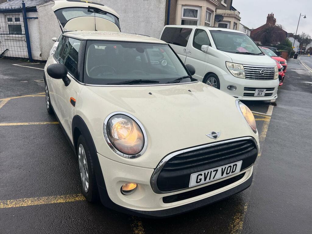 Mini Hatch Hatchback 1.2 One Euro 6 Ss 201717 GF17VOD White #4