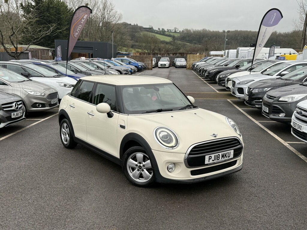 Mini Hatch 1.5 5-Door Hatch Cooper Ulez PJ18MKU White #3