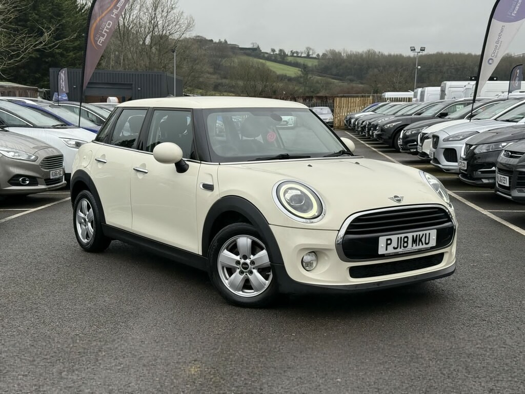 Mini Hatch 1.5 5-Door Hatch Cooper Ulez White