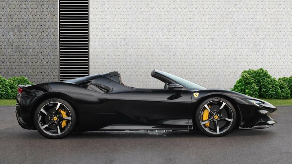 Ferrari Sf90 Spider Convertible  #4