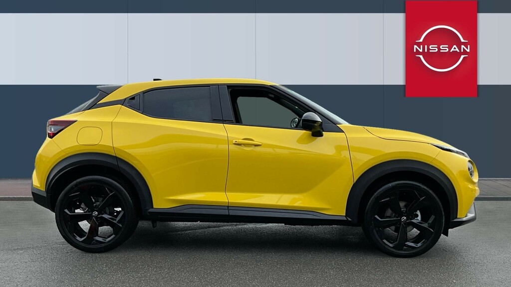 Nissan Juke Tekna Yellow #5