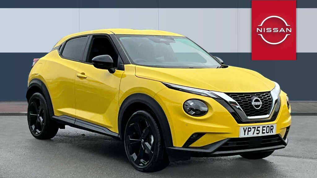 Nissan Juke Tekna Yellow