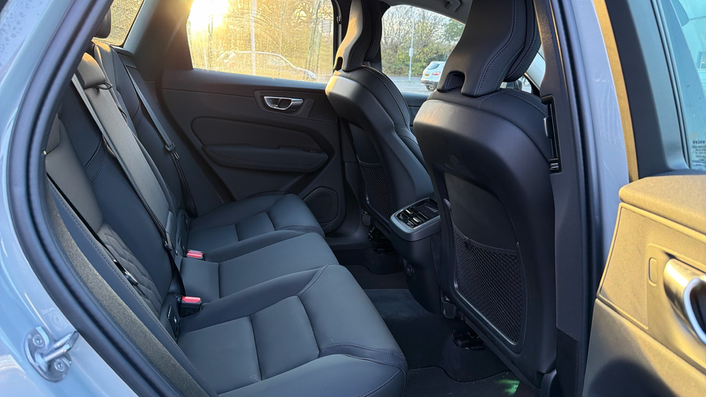 Volvo XC60 Plus Grey #6