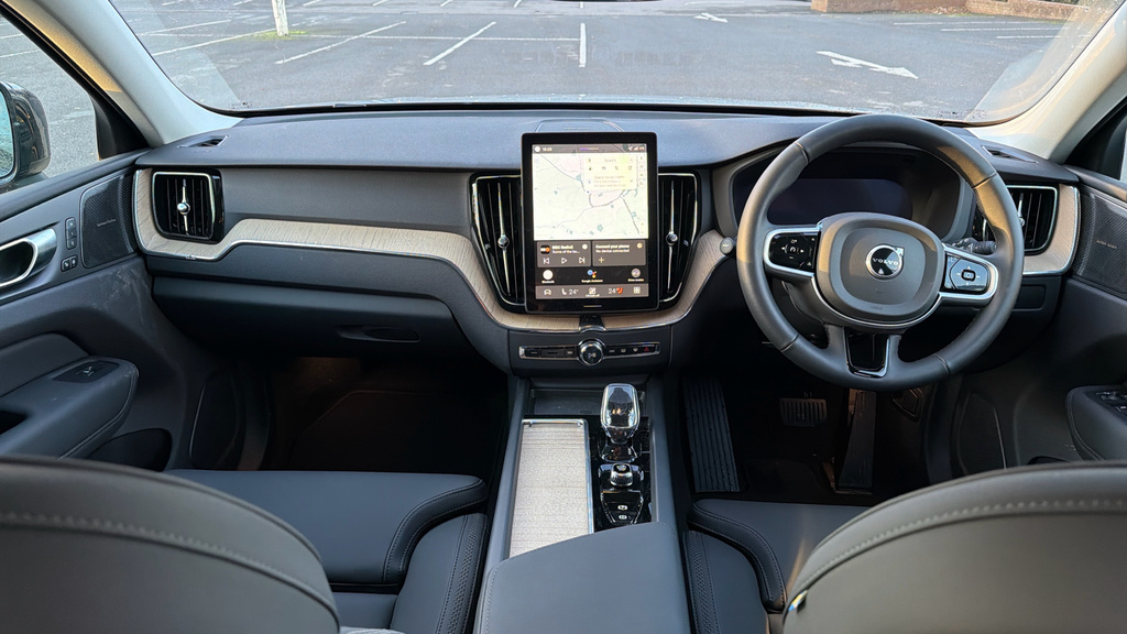 Volvo XC60 Plus Grey #5