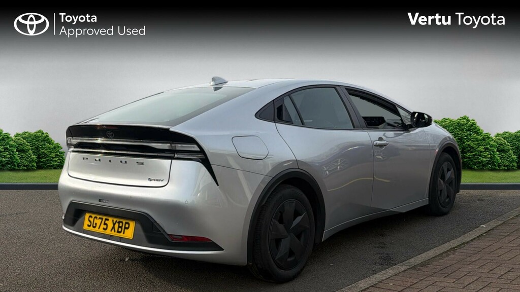 Toyota Prius Design SG75XBP Silver #2