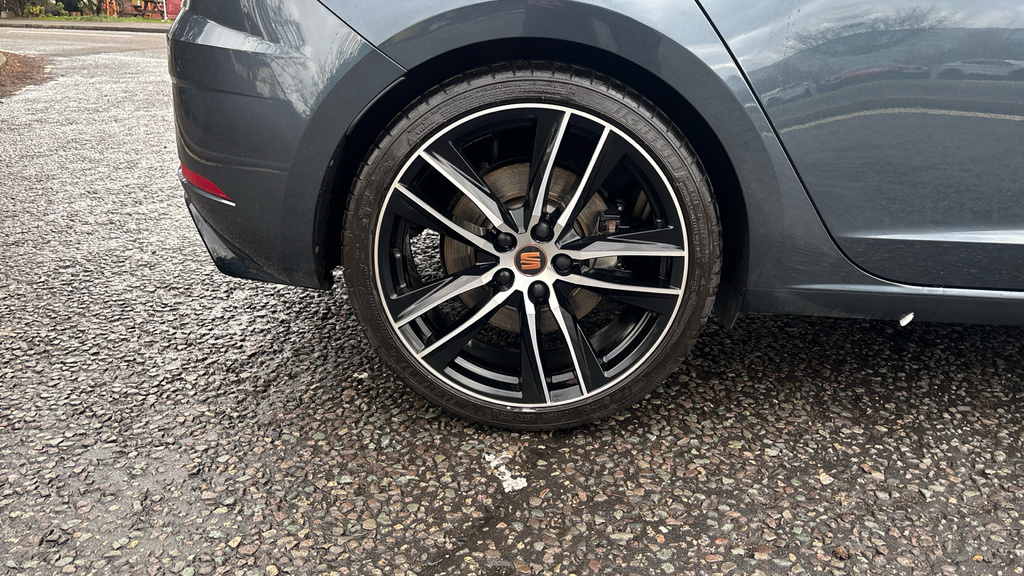 Cupra Leon Cupra White #42