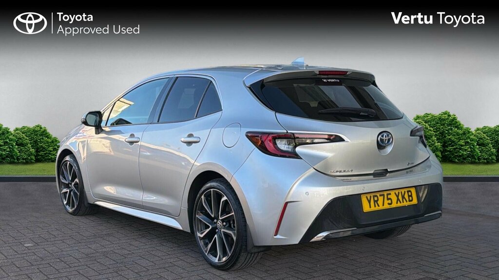 Toyota Corolla Excel Silver #4