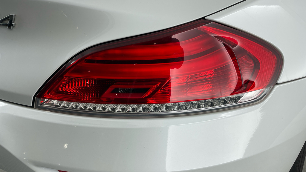 BMW Z4 M M Sport 18I Sdrive - 2015 15 White #22