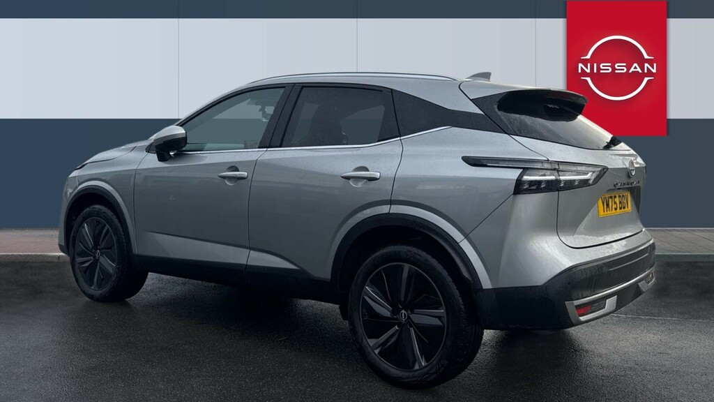 Nissan Qashqai Tekna Silver #2