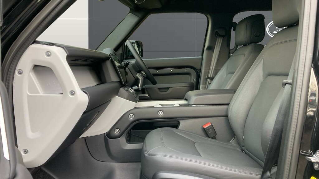 Land Rover Defender 110 X-dynamic Hse YA75TYF Black #3
