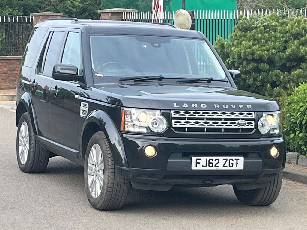 Land Rover Discovery 3.0 Sd V6 Xs 4Wd Black