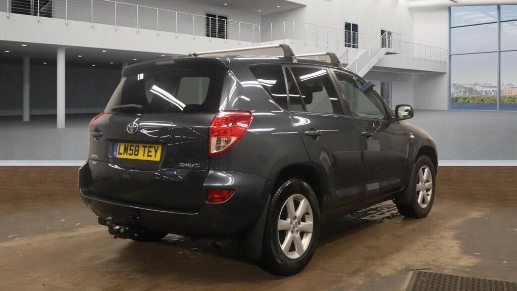 Toyota Rav 4 2.2 D-4d Xt-r 4Wd #4