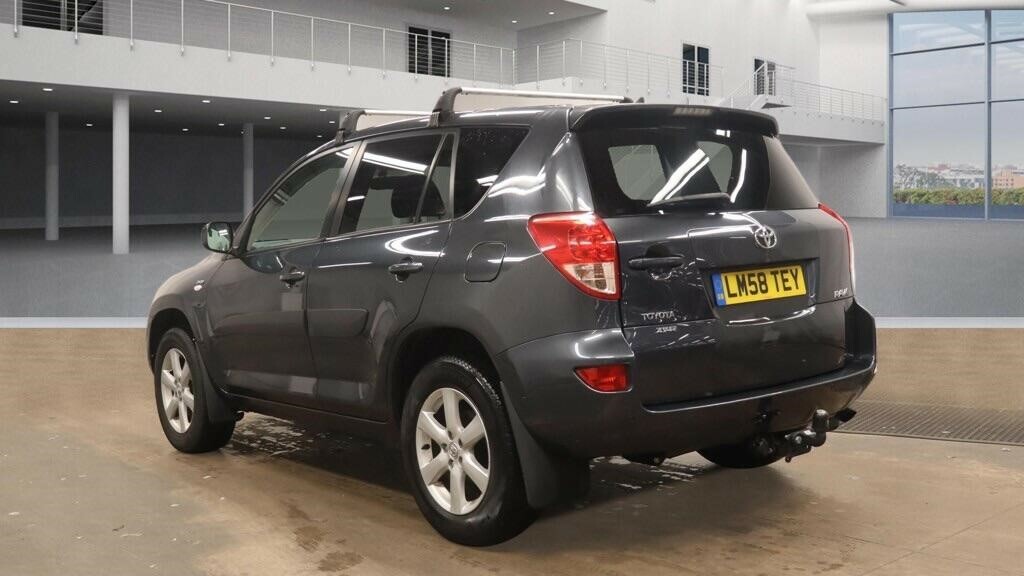 Toyota Rav 4 2.2 D-4d Xt-r 4Wd #3