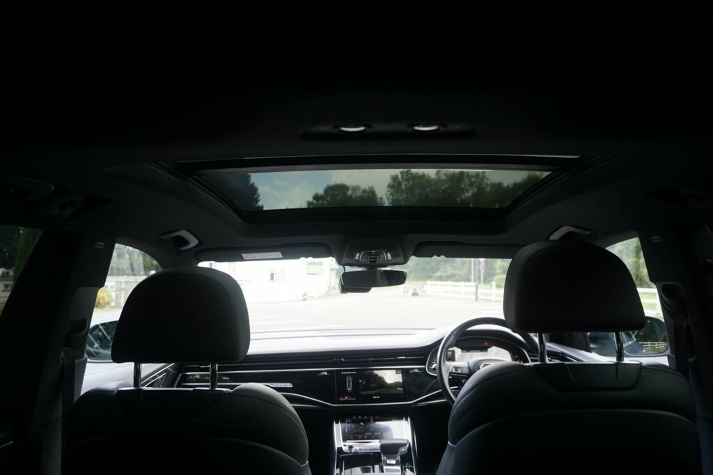 Audi Q8 Suv YW19CFN Blue #5