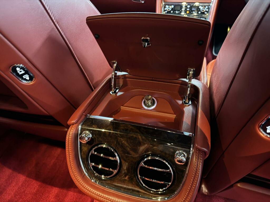 Bentley Mulsanne V8 Speed Grey #34