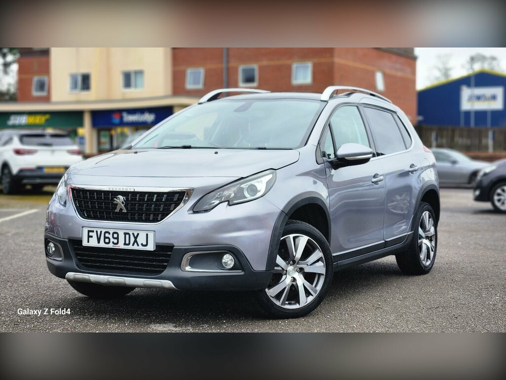 Peugeot 2008 1.2 Puretech Allure Premium Suv FV69DXJ Grey #2