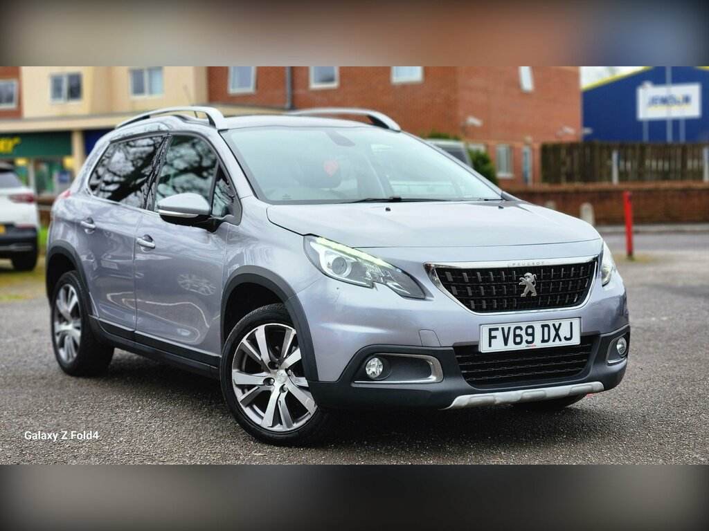 Peugeot 2008 1.2 Puretech Allure Premium Suv Grey