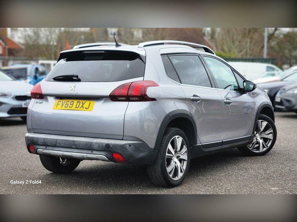 Peugeot 2008 1.2 Puretech Allure Premium Suv FV69DXJ Grey #4