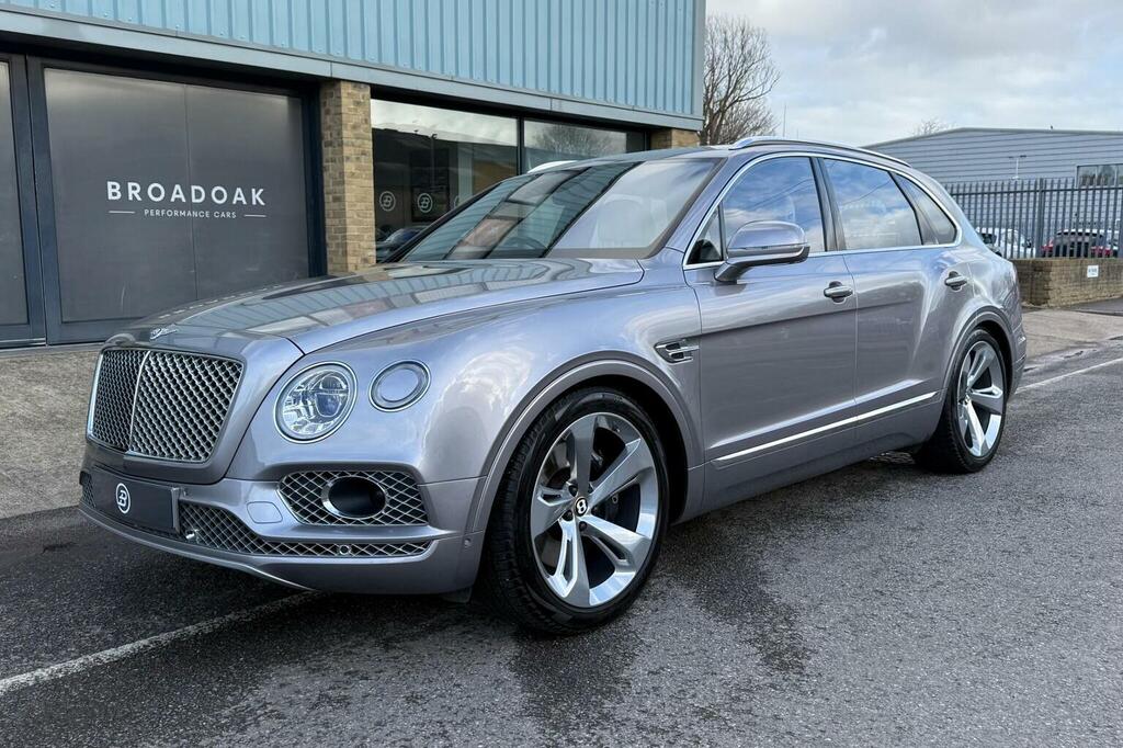 Bentley Bentayga Suv 4.0 V8 4Wd Euro 6 Ss 201919 DK19VJL Grey #2