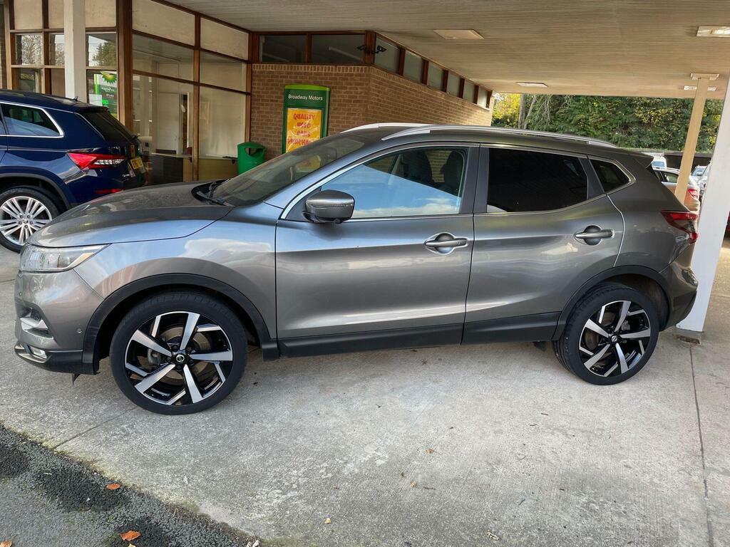Nissan Qashqai 1.3 Dig-t Tekna Dct Euro 6 S S Grey #2