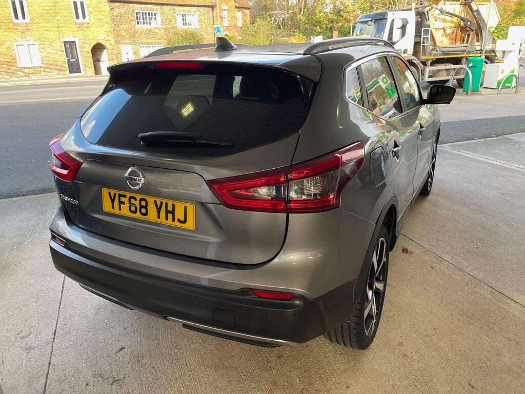 Nissan Qashqai 1.3 Dig-t Tekna Dct Euro 6 S S Grey #4