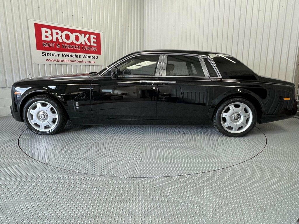 Rolls-Royce Phantom Saloon 6.7 V12 Euro 3 200606 Black #6