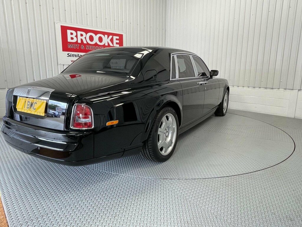 Rolls-Royce Phantom Saloon 6.7 V12 Euro 3 200606 Black #5